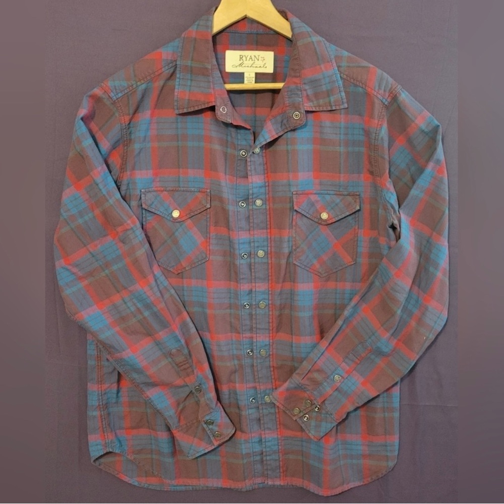 Ryan Men's Casual Plaid Button Down Shirt - Blue and Red